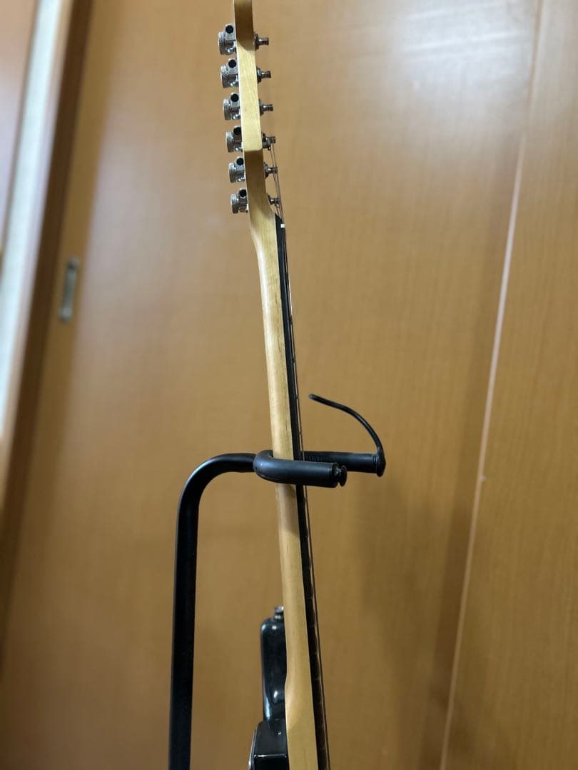 【カスタム】エレキギター左利きストラトタイプ