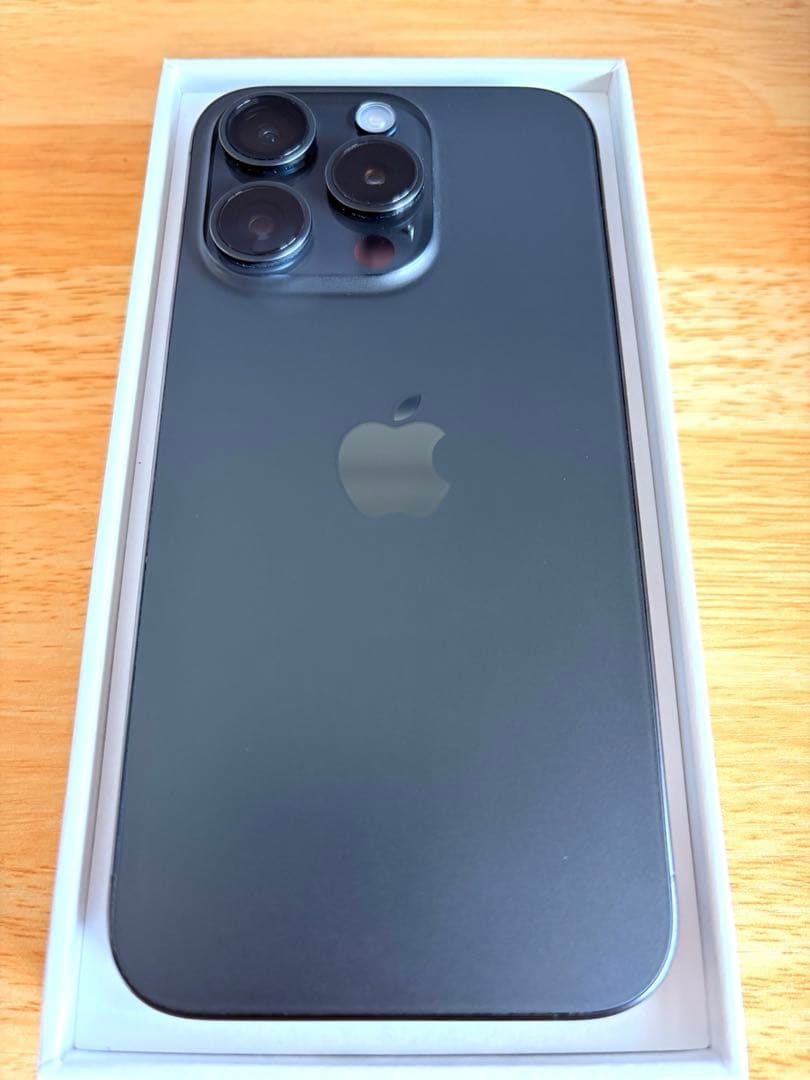 Apple iPhone 15 Pro ブラック128GB SIMフリー
