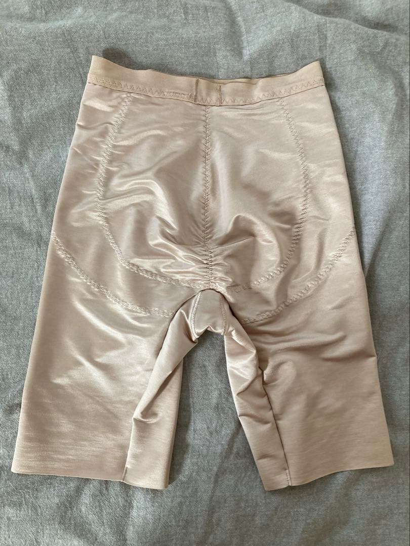 ブライダルインナー C70 ガードル