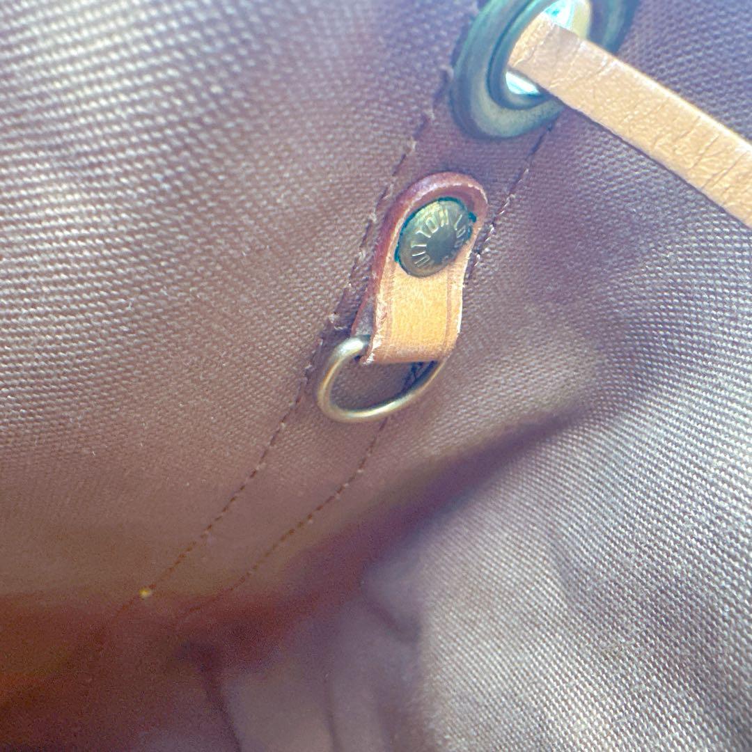 ルイヴィトン　モノグラム　巾着　ショルダーバッグ　プチノエ