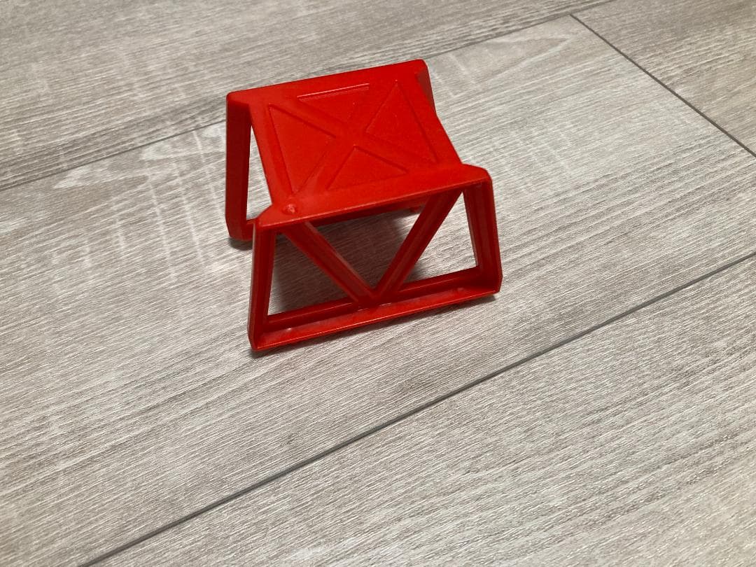 トミカ どうろセット３種類＋橋脚・どうろ等30点以上追加