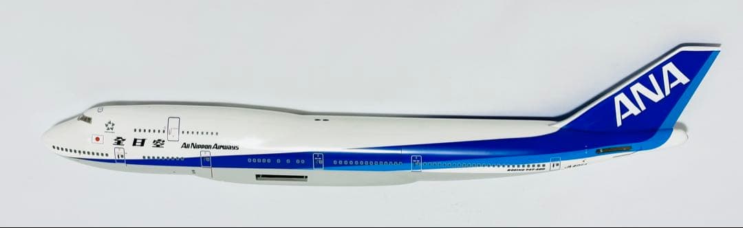 全日空商事　1/200 ANA B747-400 NH20005