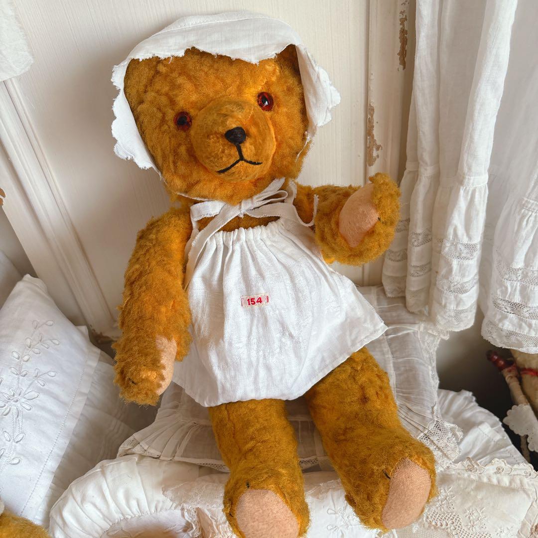 ʕ•ᴥ•ʔ アンティークベア　ドイツ　ボネエプロン付き　アンティークテディベア