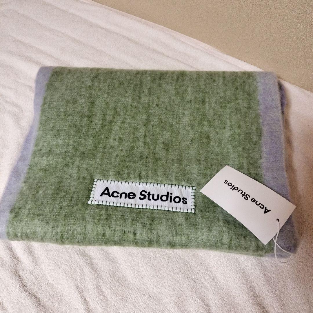 グリーン　ACNE STUDIOS　マフラー　スカーフ