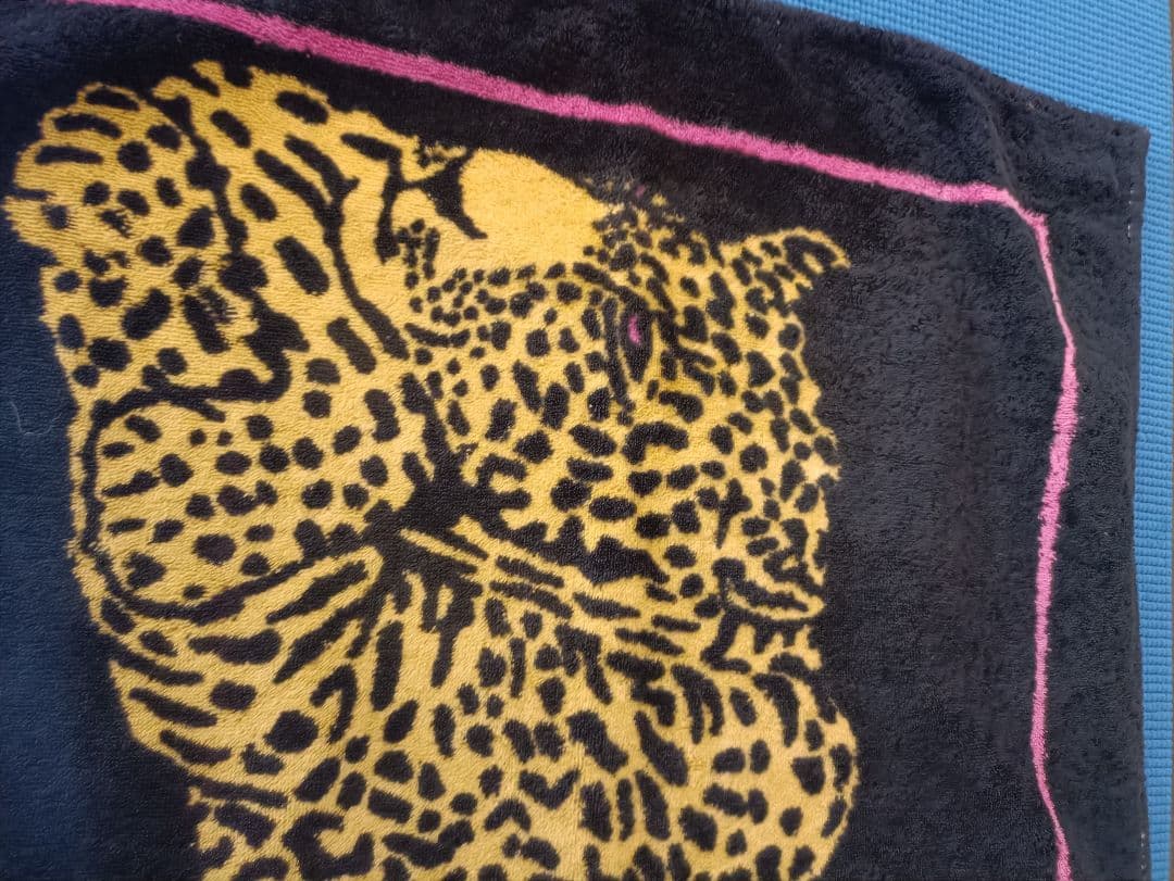 エルメス　ビーチタオル　ラグ　大判 豹柄