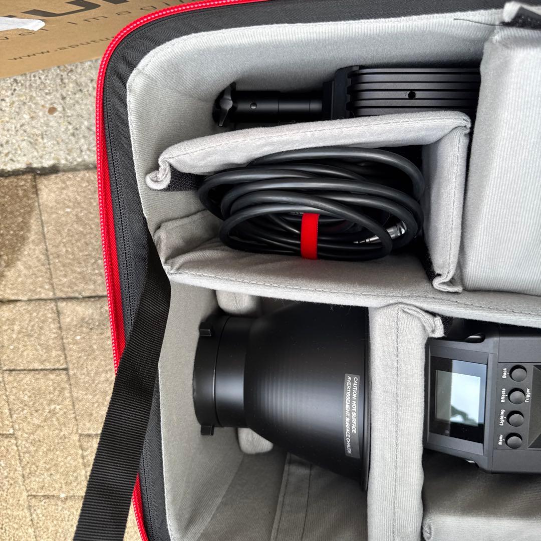 Aputure 600d Pro 新品未使用、初期不良対応