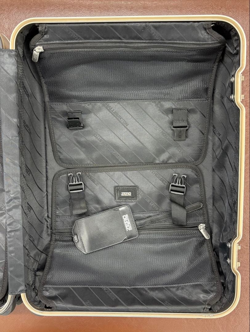 セール‼️ ゼロハリバートン　ジオ3.0 アルミ　キャリー 中古　正規品　4輪