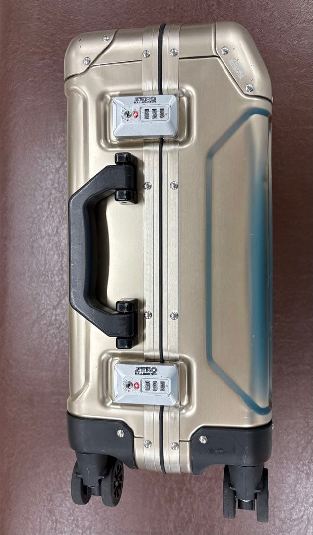 セール‼️ ゼロハリバートン　ジオ3.0 アルミ　キャリー 中古　正規品　4輪