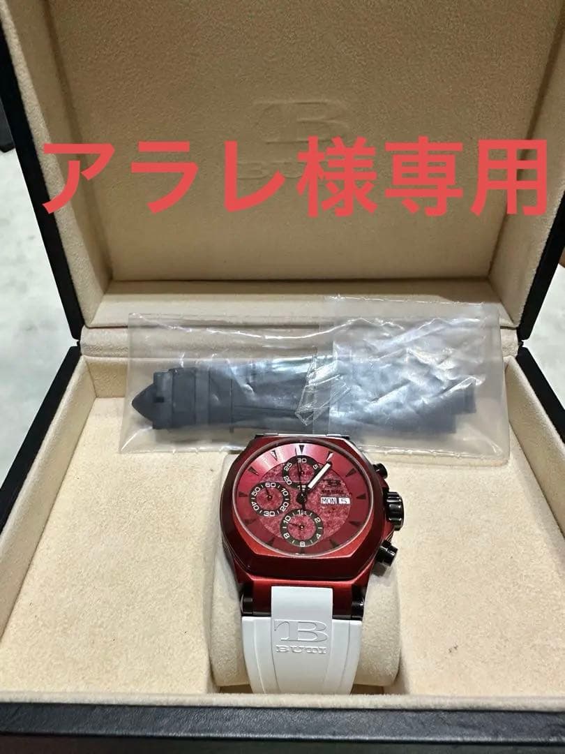 ブティ　BUTI　９　ノーヴェ　クロノグラフ　限定1000本　赤文字盤　赤ケース