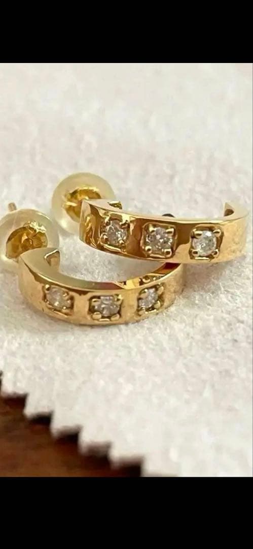 ジュエリーツツミ　k18 ダイヤ3Ｐ　ピアス