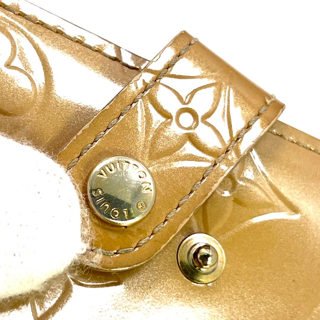 ルイヴィトン ヴェルニ ポルトフォイユ ヴィエノワ カフェオレ がま口財布