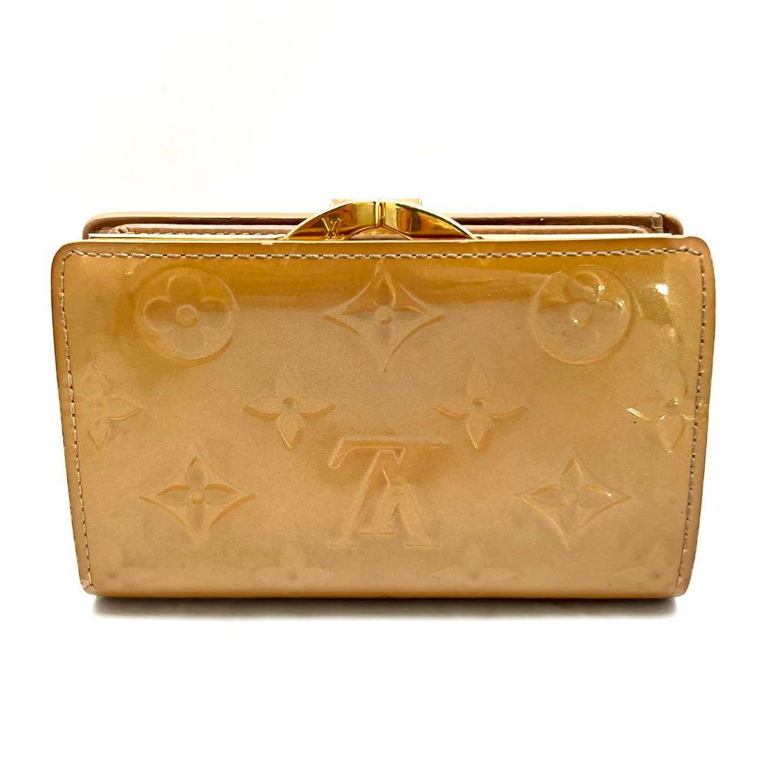 ルイヴィトン ヴェルニ ポルトフォイユ ヴィエノワ カフェオレ がま口財布