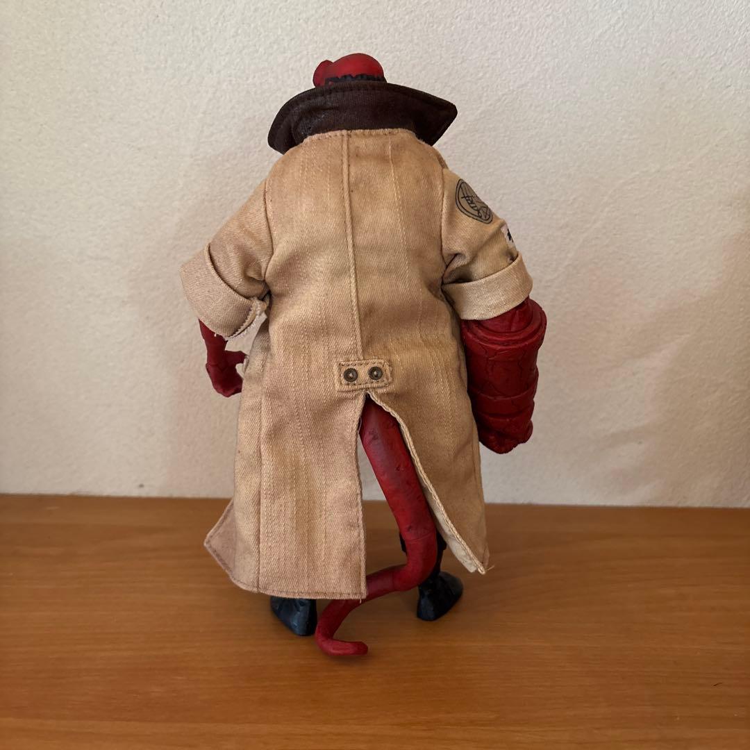 メズコ　ヘルボーイ