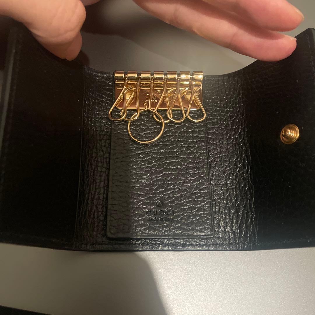 GUCCI レザーキーケース ブラック/ベージュ