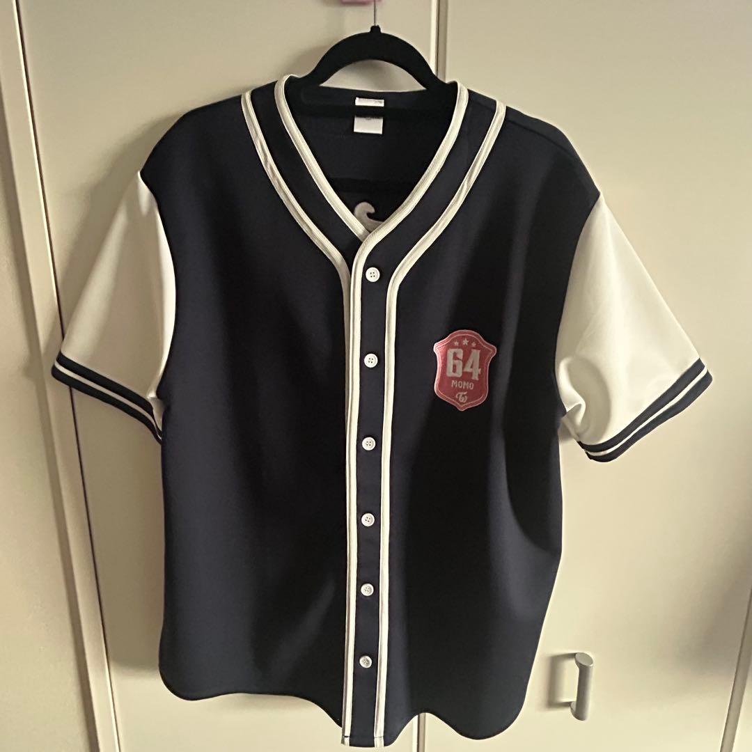 TWICE READY TO BE モモ　ユニフォーム ベースボールシャツ