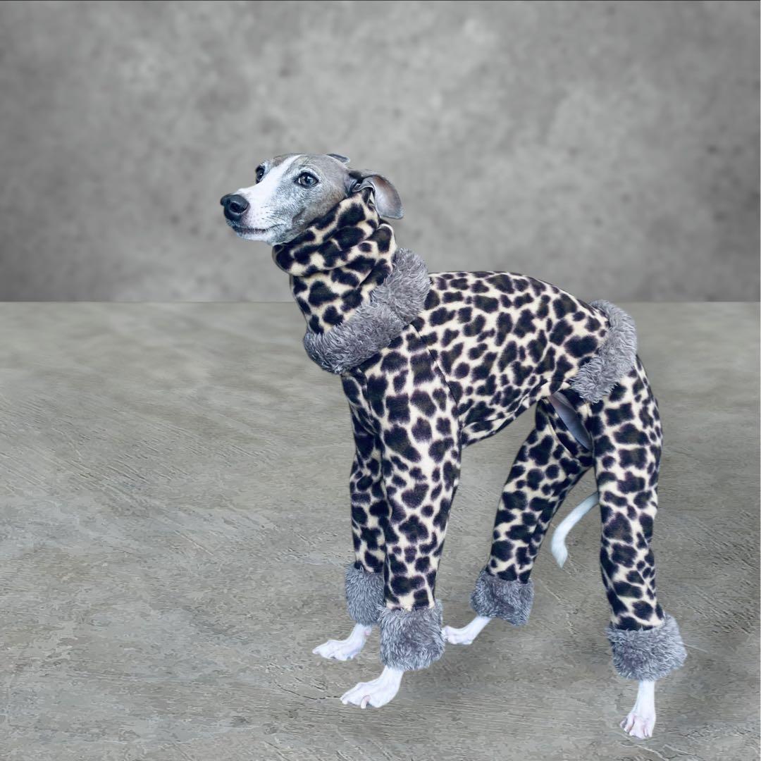 ⑳レオパードフリースロンパース