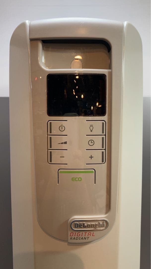 デロンギ　オイルヒーター　KHD410812-GC