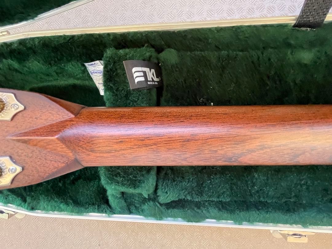 Martin D-28 、2020年製、スタンダード、美品。