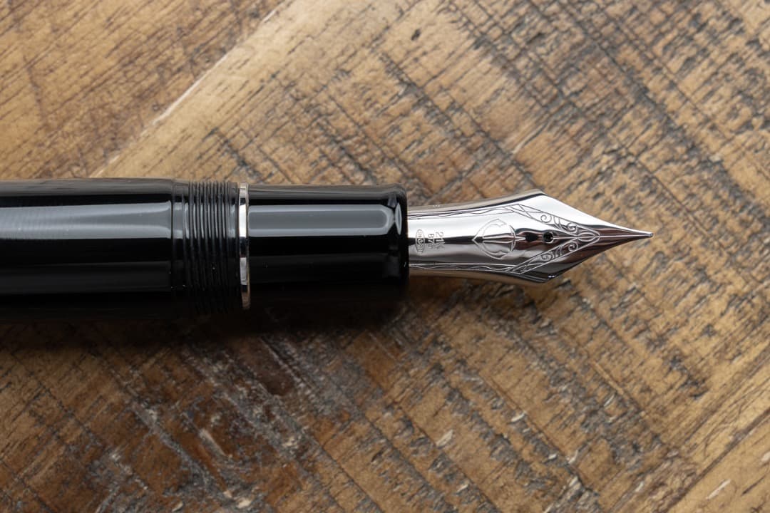 セーラー万年筆 キングプロフィット エボナイト シルバー 万年筆 中字