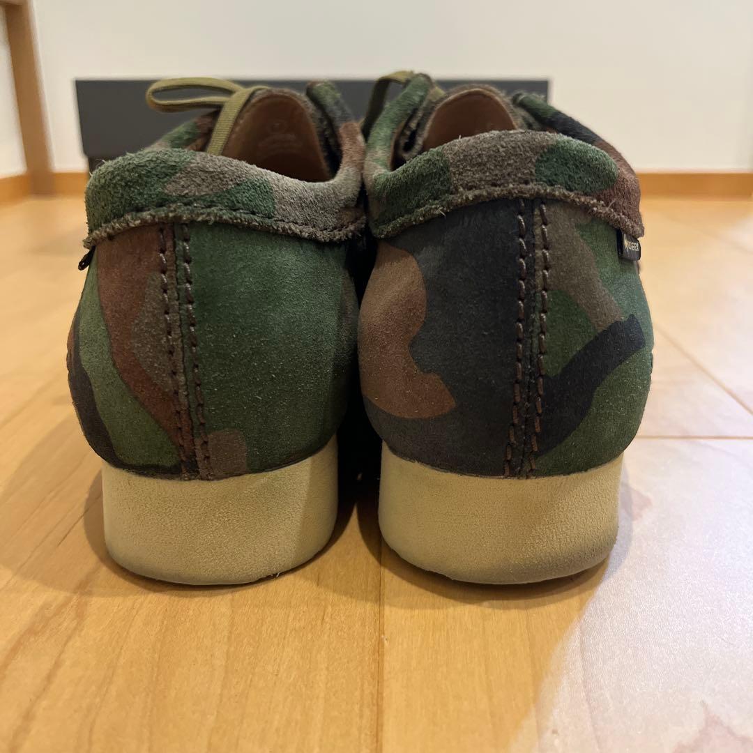 靴 Supreme Clarks GORE-TEX Wallabee