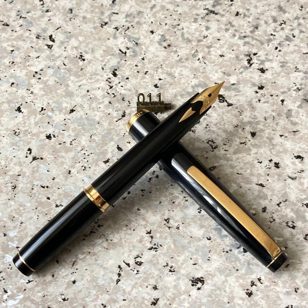 #011 オーバーホール済み 万年筆 SAILOR ショート象嵌 23k