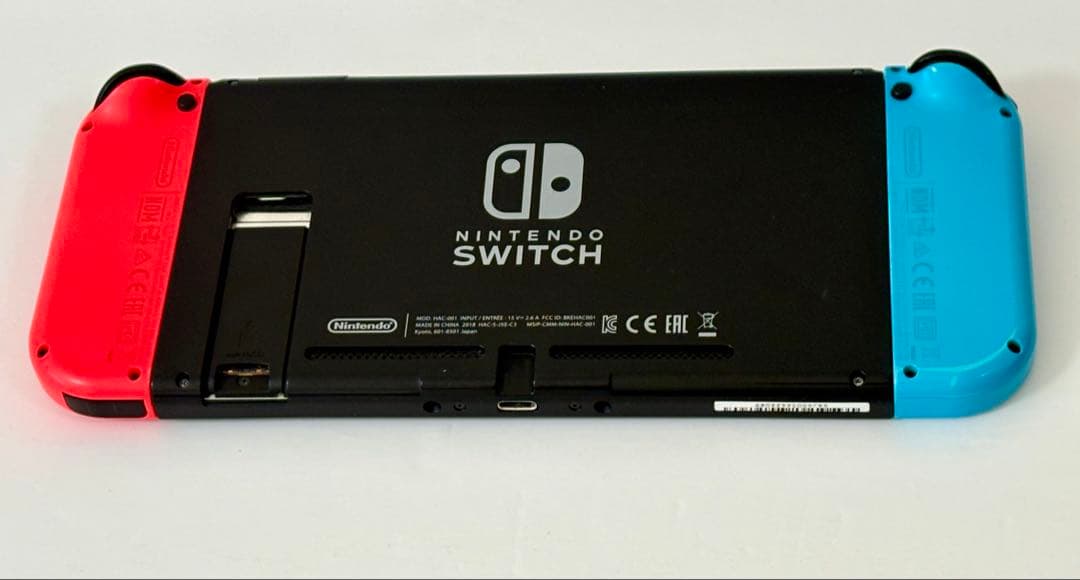 Nintendo Switch 本体＋Joy-Con