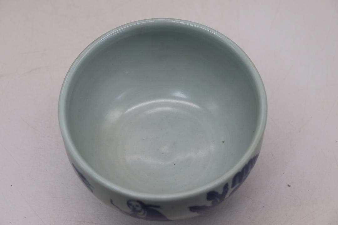 中国　染付　人物紋碗　銘文あり　送料込み250218