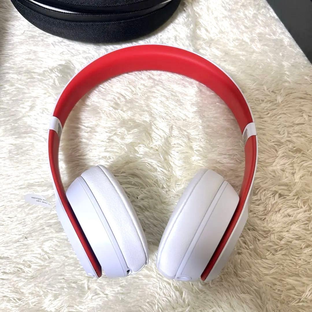 【最終価格】Beats Solo3 Wirelessヘッドホン