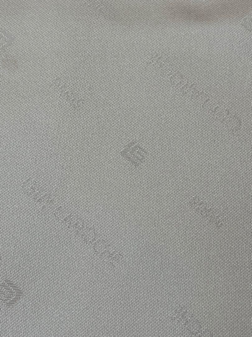 赤白黒 花模様　ブランド　振袖