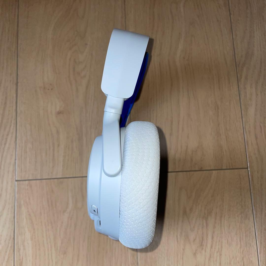 SteelSeries Arctis Nova 7p ホワイト×ブルー