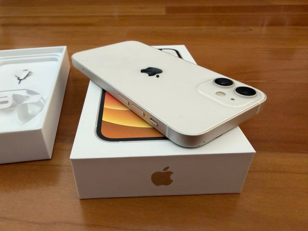 Apple iPhone 12 mini 64GB ホワイト 本体