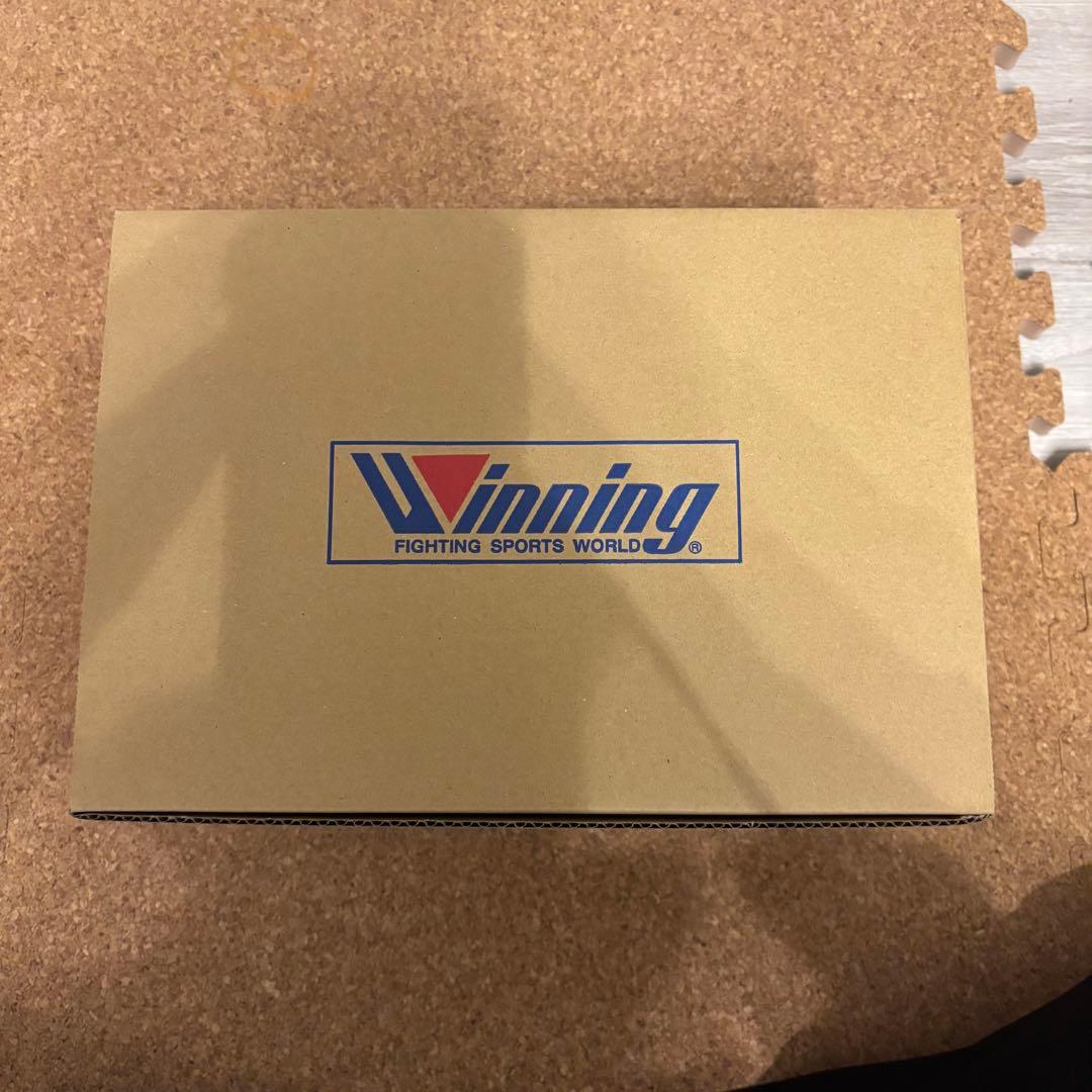 正規品 新品未使用winning ボクシンググローブ 14oz ホワイト 紐式