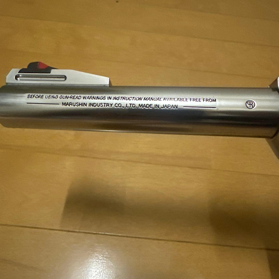 SUPER REDHAWK 44MAGNUMエアガン シルバー/ブラック　18才