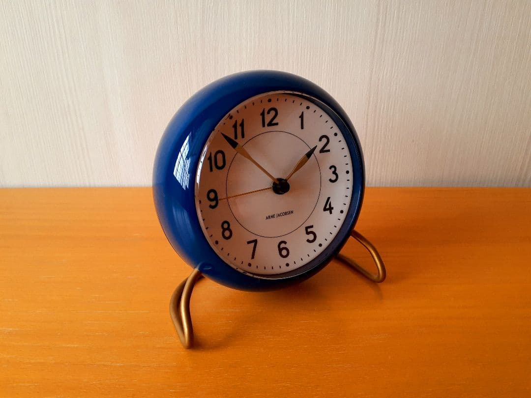 ARNE JACOBSEN　置き時計　テーブルクロック　ネイビー