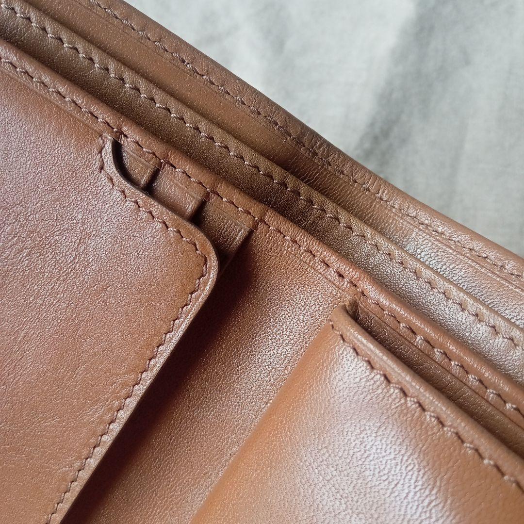 ヒロフ　二つ折りサイフ　ベージュ