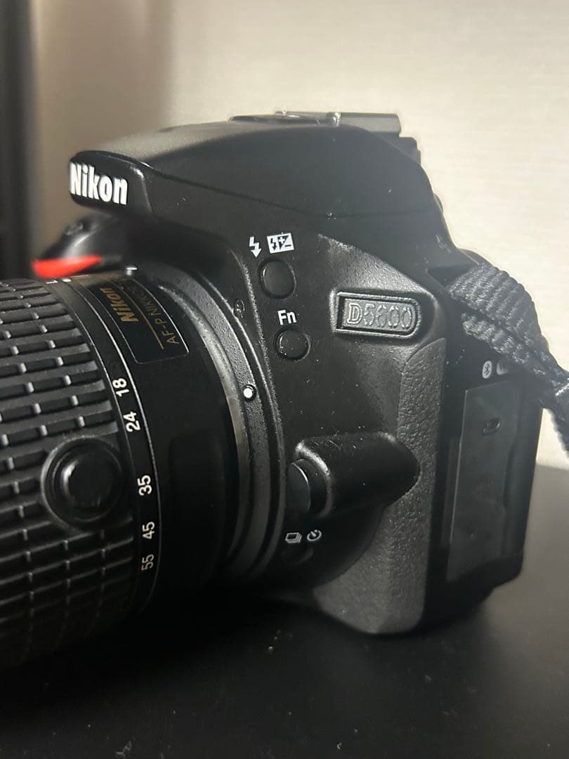 Nikon d5600 訳あり品　おまけ付き