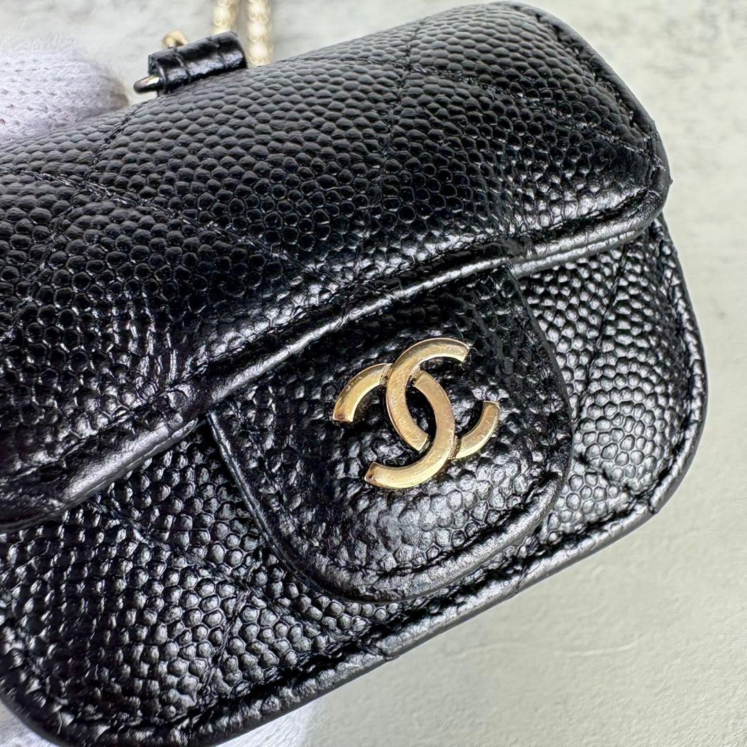 CHANEL マトラッセ　キャビアスキン　AirPods イヤホンケース