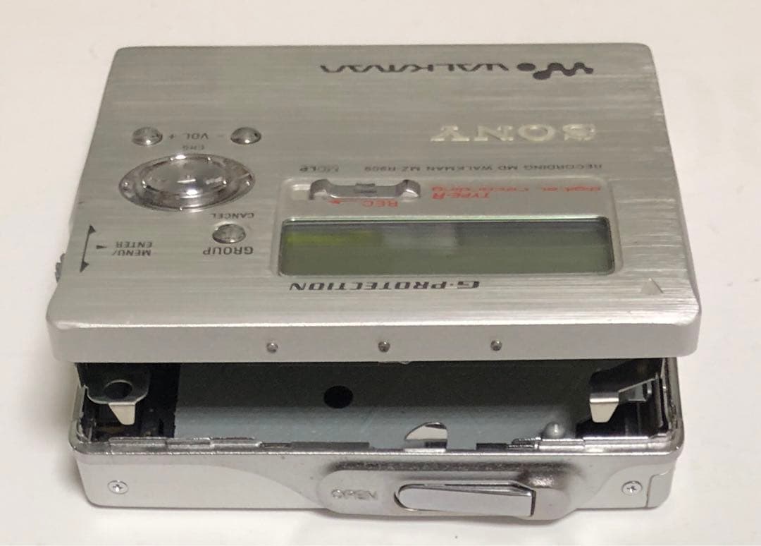 【ジャンク】SONY MDプレーヤー MZ-R909 ￼￼+ SONYマイク