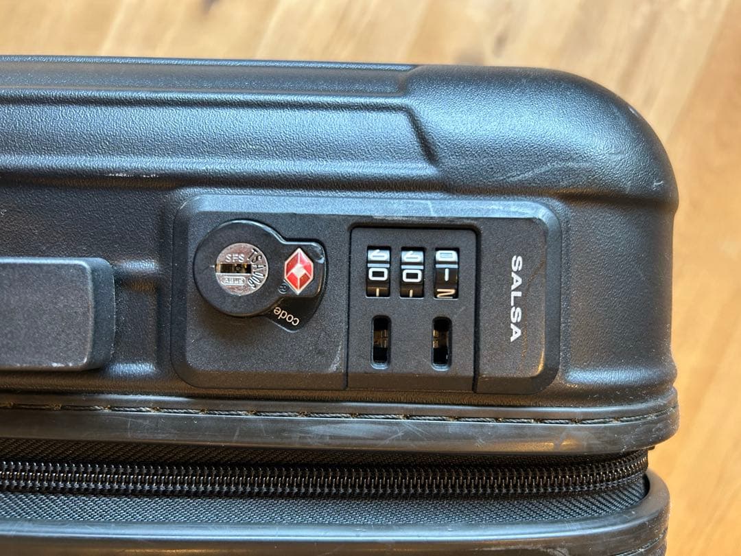 リモワ　スーツケース　サルサ