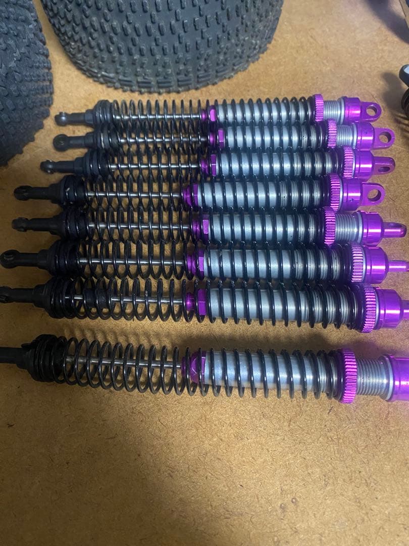 HPI サベージ　アルミダンパー