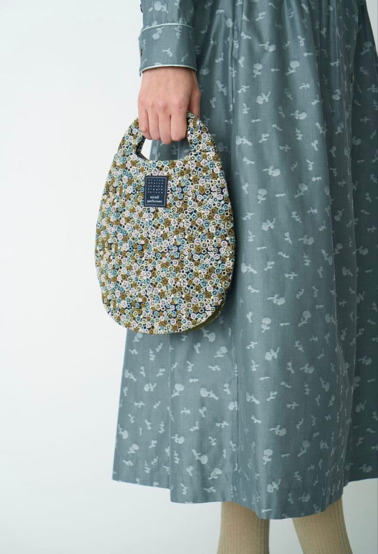 mina perhonen（ミナペルホネン）skyful uzura bag