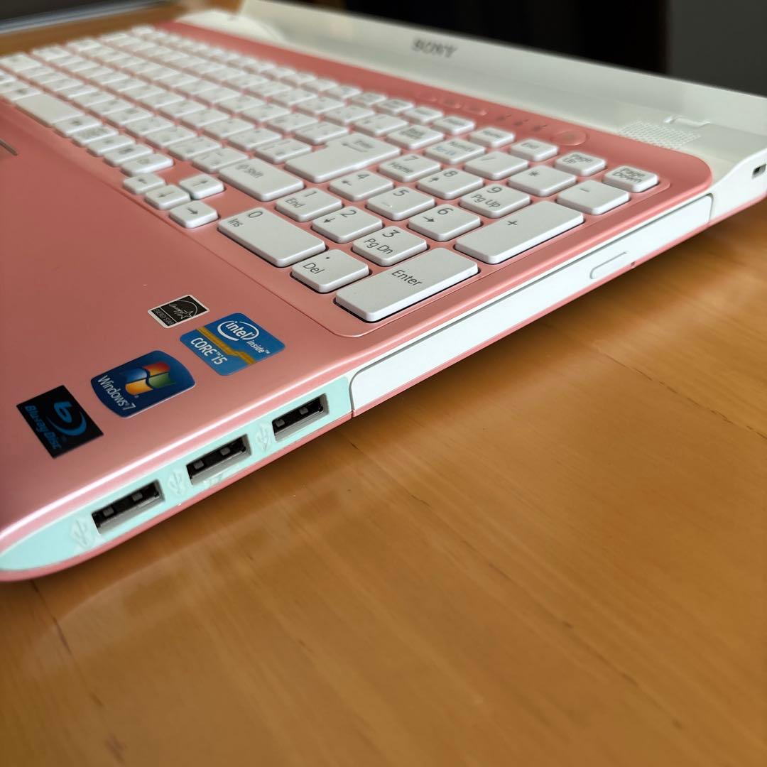 SONY パソコン　SVE151B11N ノートパソコン