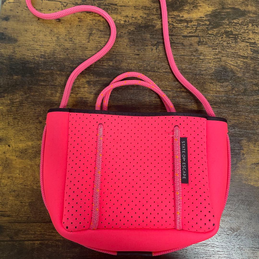 happyさん専用⭐︎ステイトオブエスケープ　マイクロ　ネオンピンク