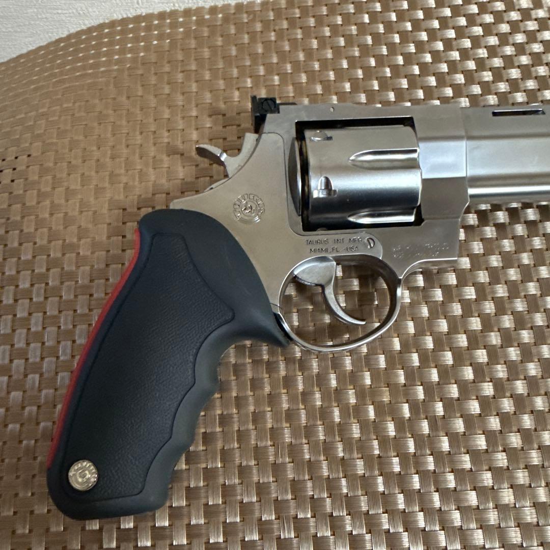 レイジングブルマキシ44マグナム　ガスリボルバー　（ジャンク品）