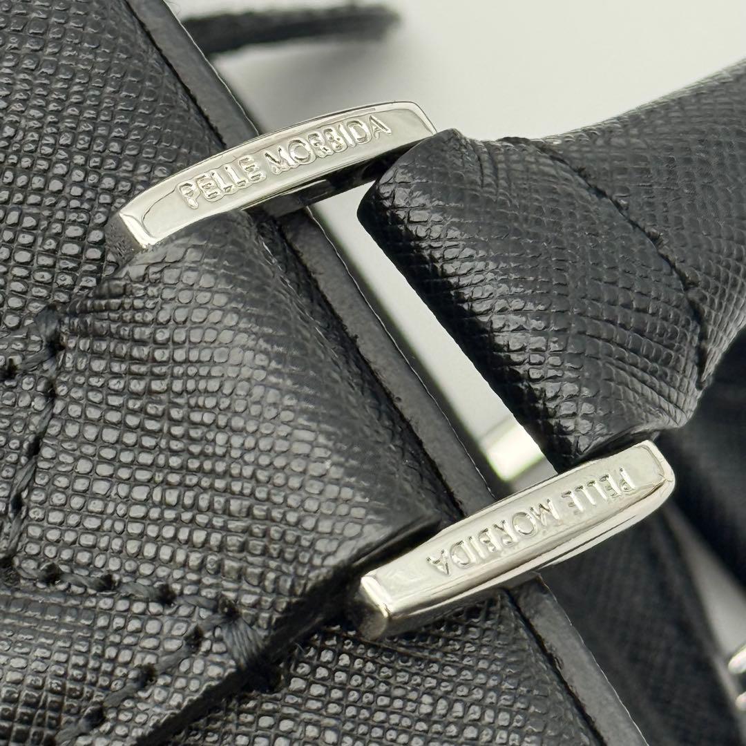 ペッレモルビダ キャピターノ ブリーフケース エンボスレザー A4 ブラック