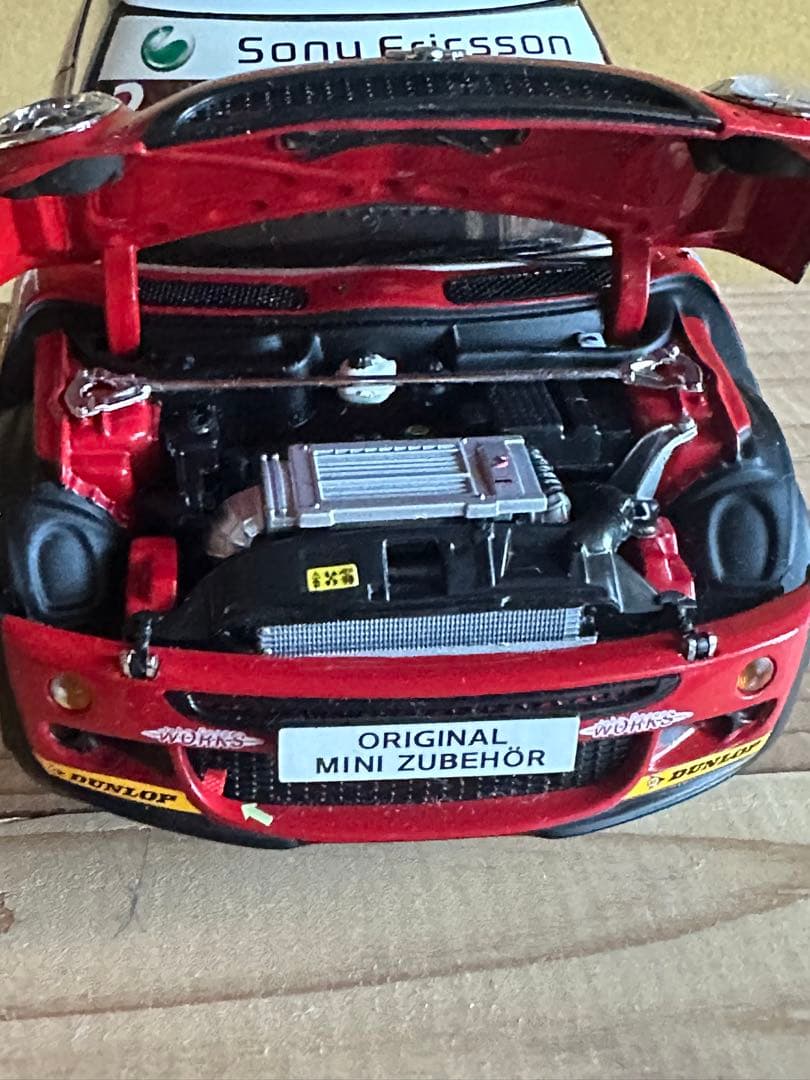 京商  ミニクーパー1/18 RED NOSE DAY