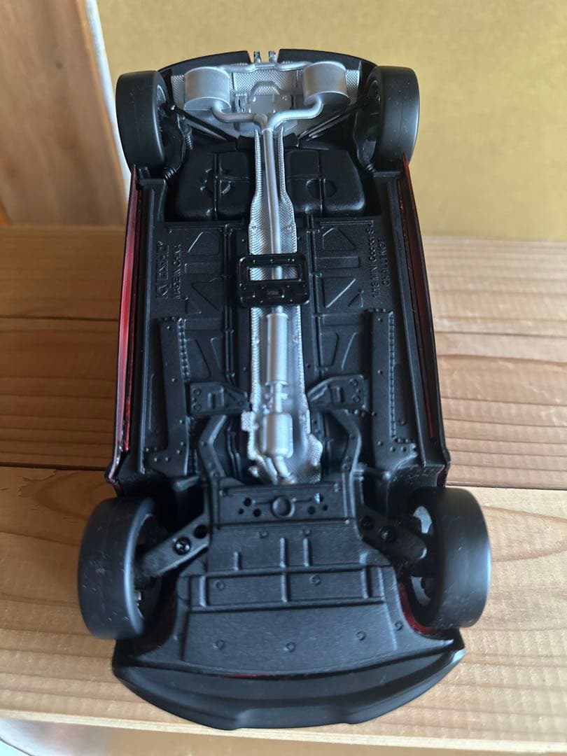 京商  ミニクーパー1/18 RED NOSE DAY