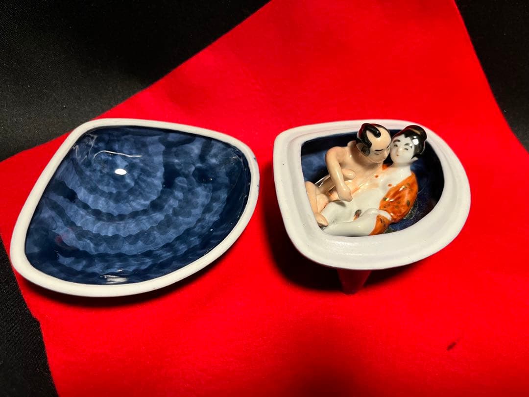 春画 陶器 貝合わせ 日本陶芸 骨董 しゅんが はまぐり型 置物