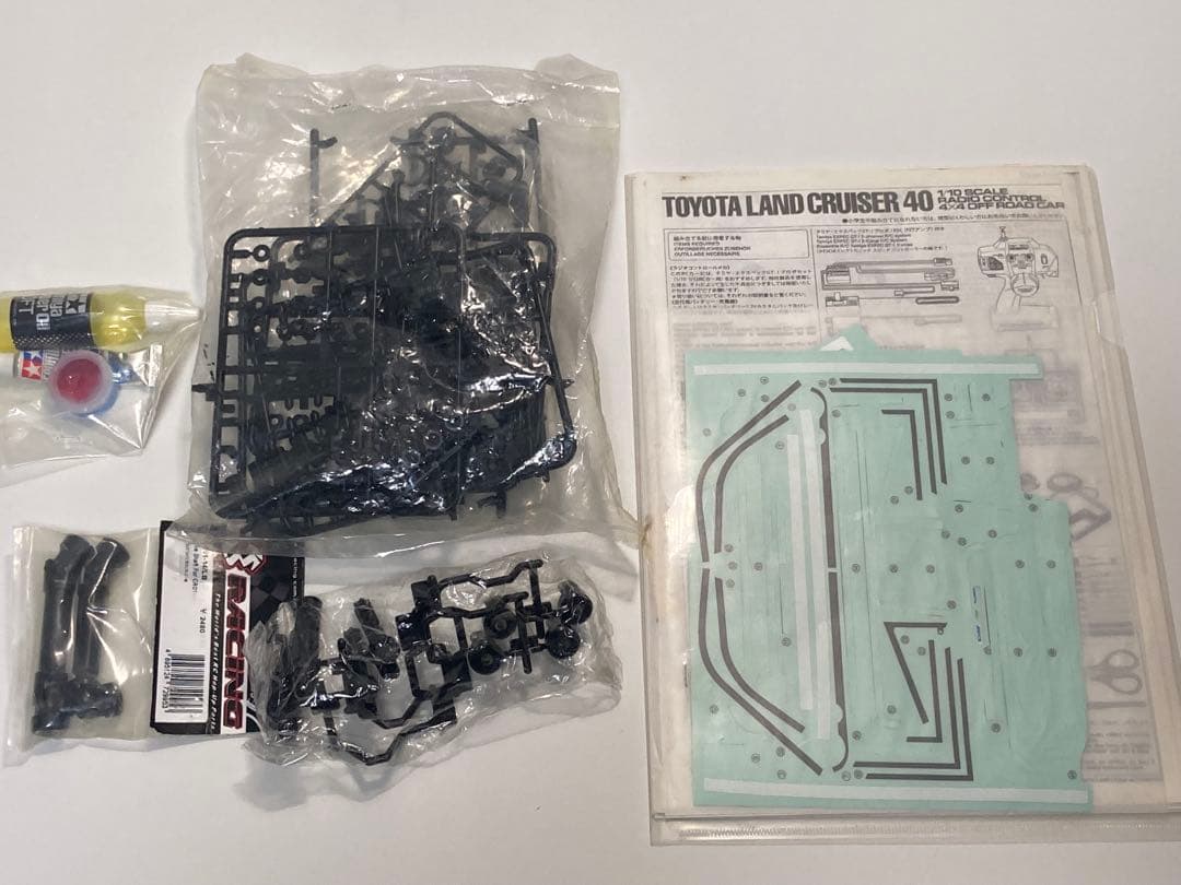 タミヤCR01ランクル40