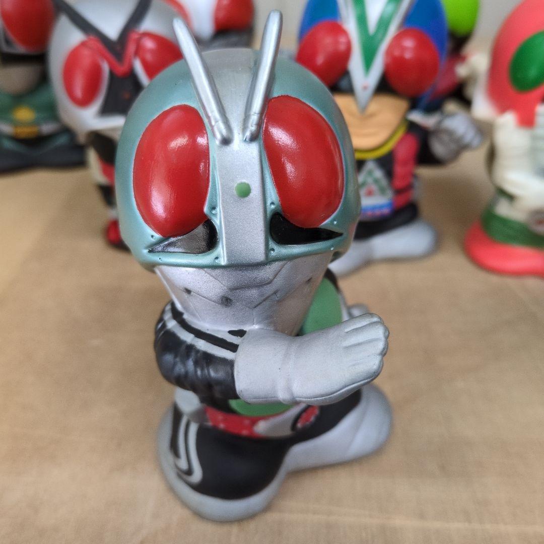 仮面ライダー貯金箱